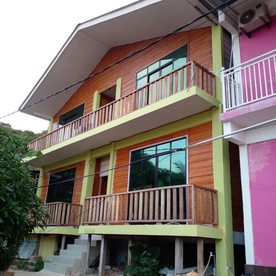 Perhentian Hazipah Hotel Kampong Pasir Hantu Ngoại thất bức ảnh